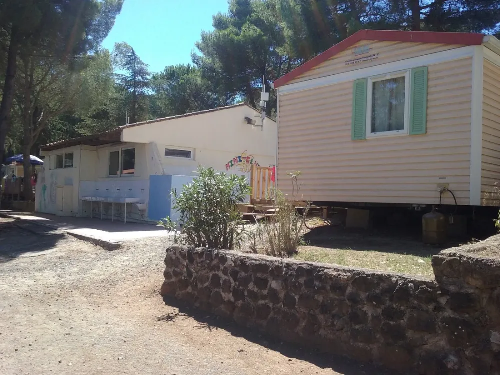 Camping Domaine De La Pinede