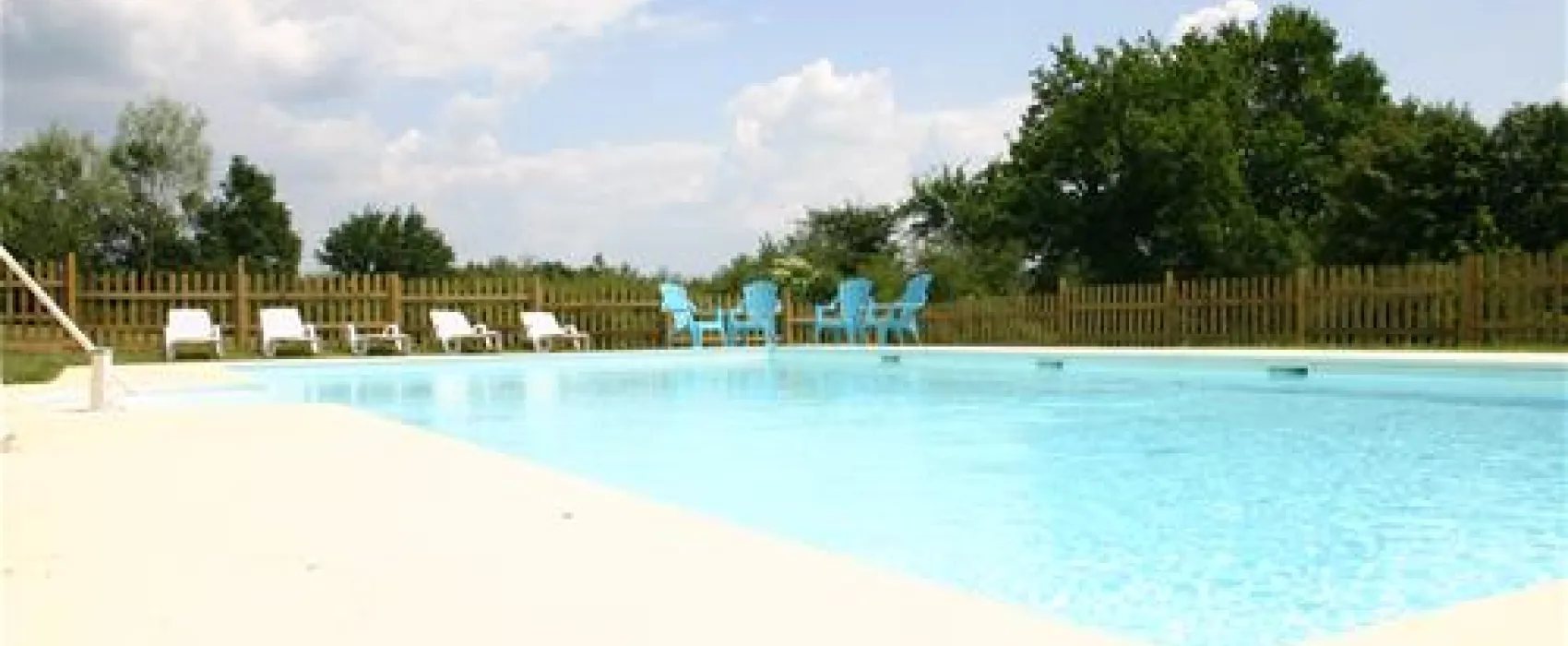 Camping Naturiste Les Fourneaux