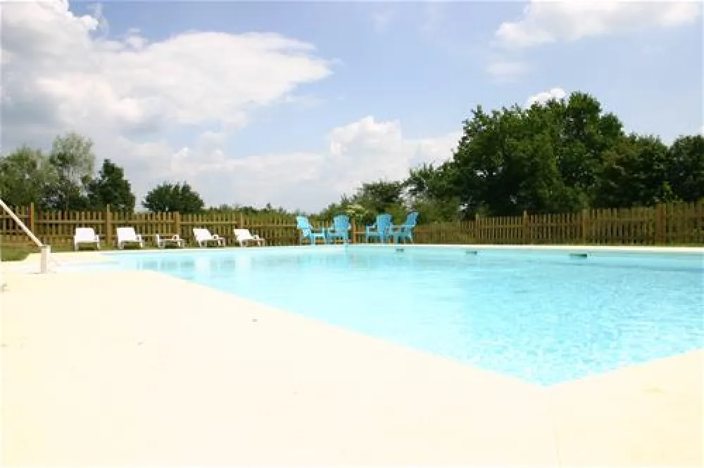 Camping Naturiste Les Fourneaux