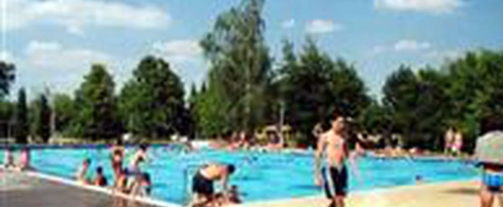 Fényes Fürdő és Camping