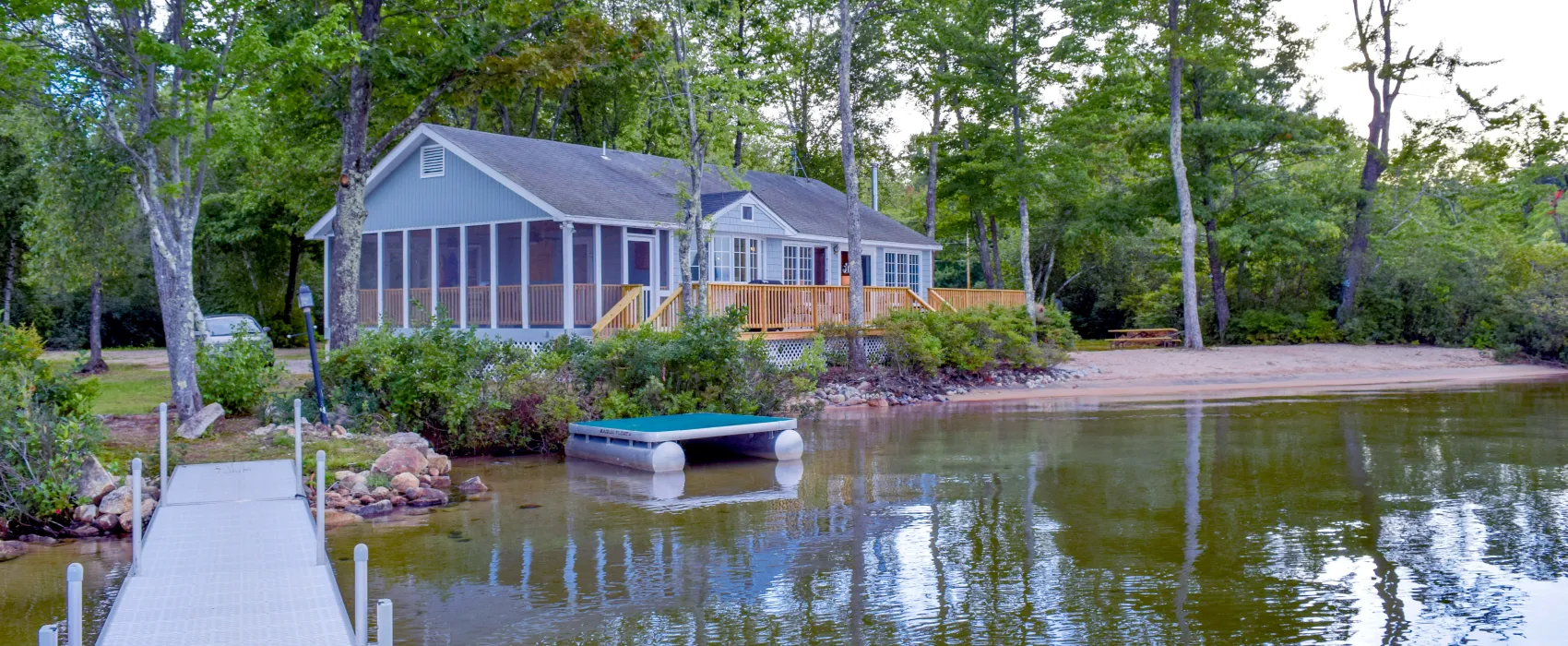 Westward Shores Cottages & RV Resort