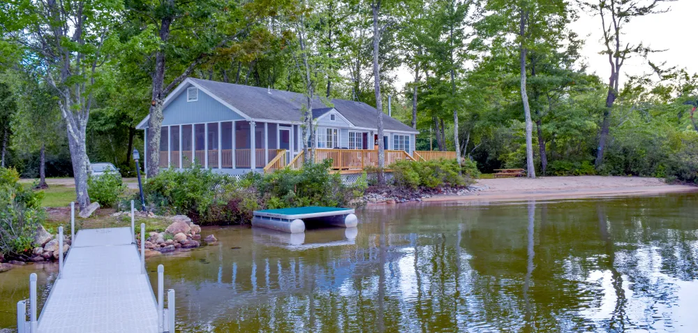 Westward Shores Cottages & RV Resort