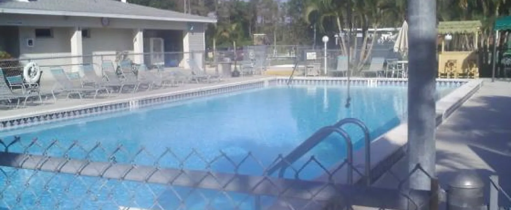 Club Naples RV Resort