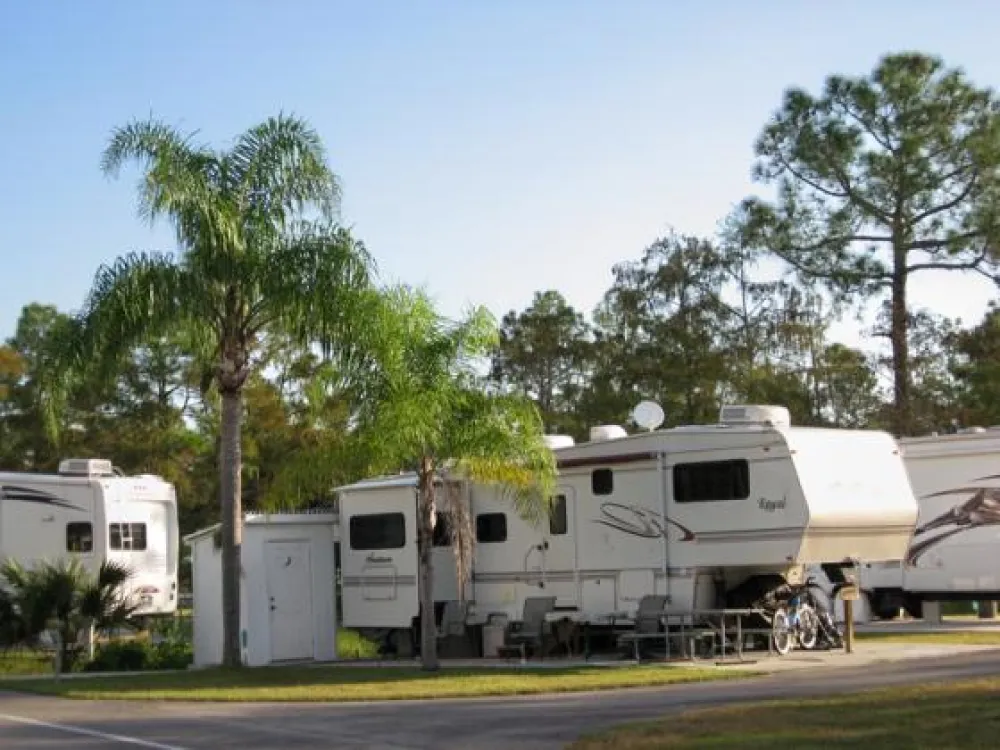 Club Naples RV Resort