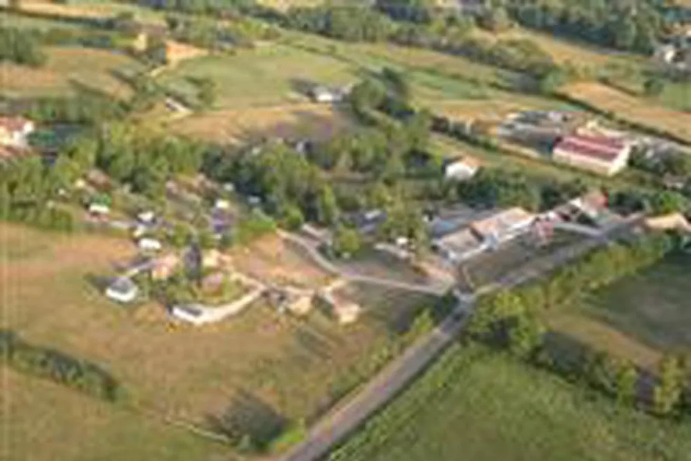 Auberge Du Petit Cheval Blanc