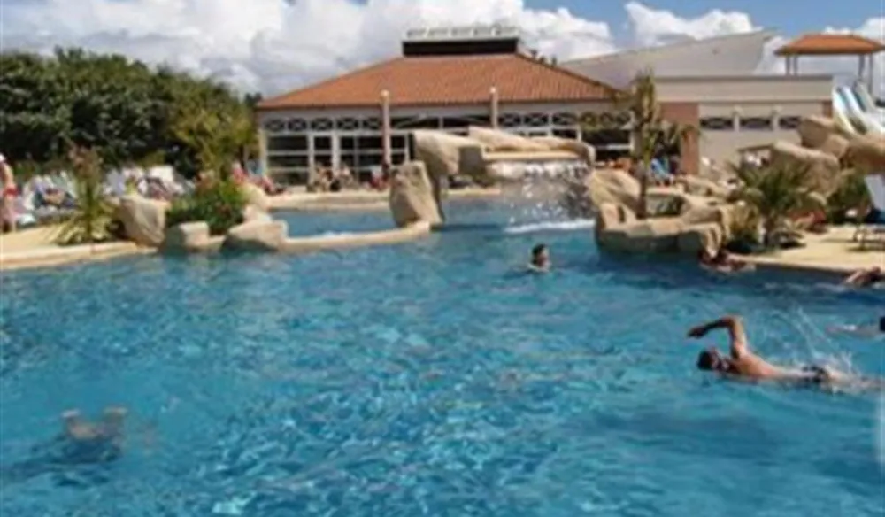 Camping Municipal De Reuilly