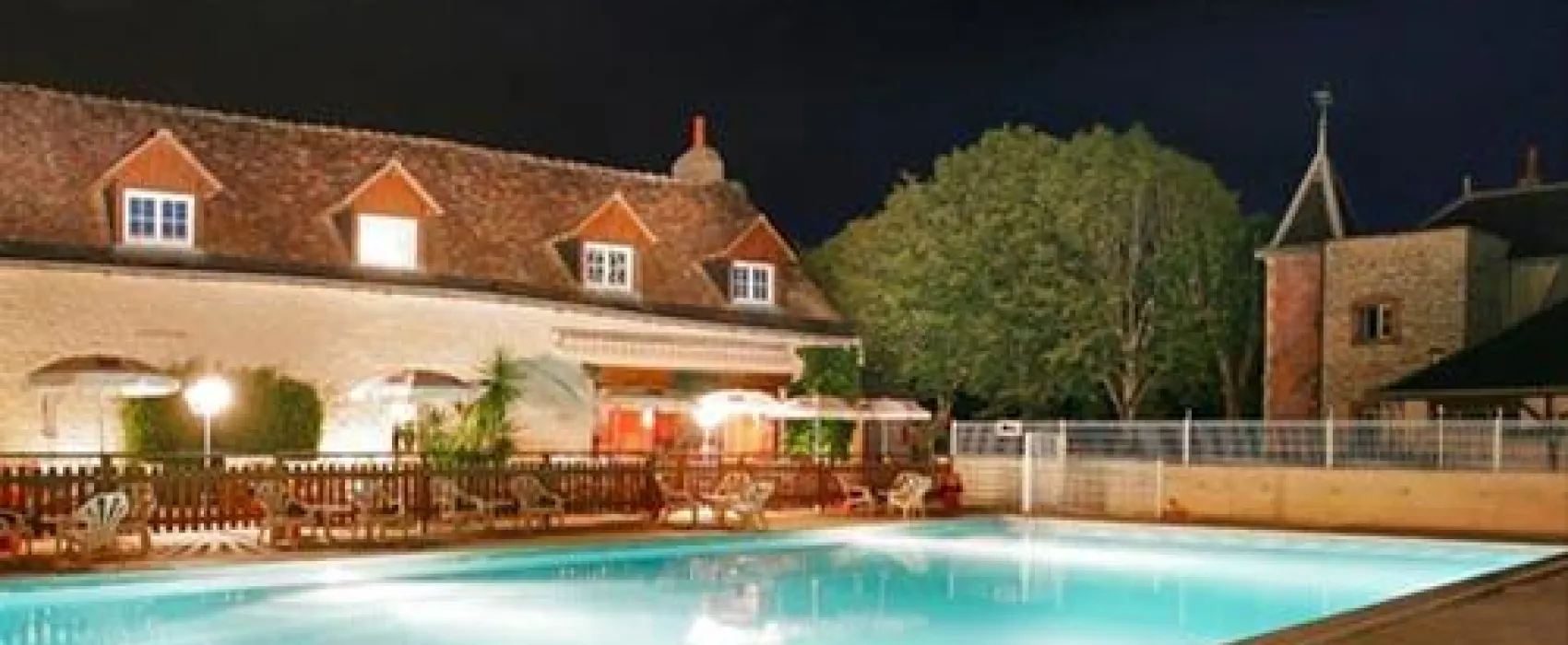 Camping Caravaning Domaine De La Grenouillere