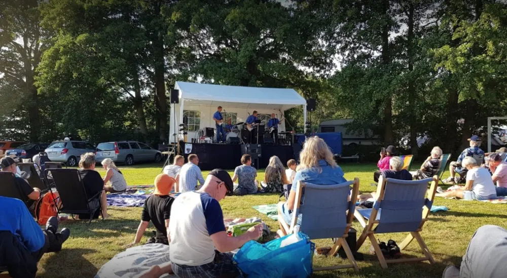 Stenbräcka kurs- o lägergård