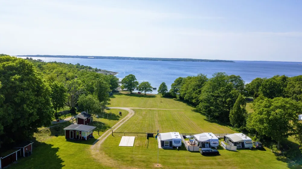 Stenbräcka kurs- o lägergård