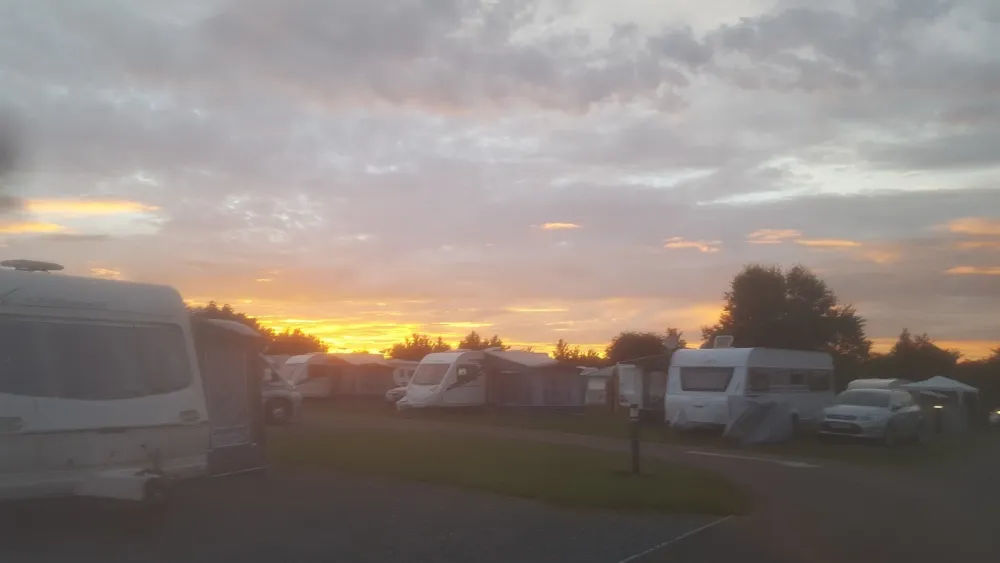 White Rose Touring Park