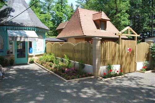 Camping - Les Pins photo 4