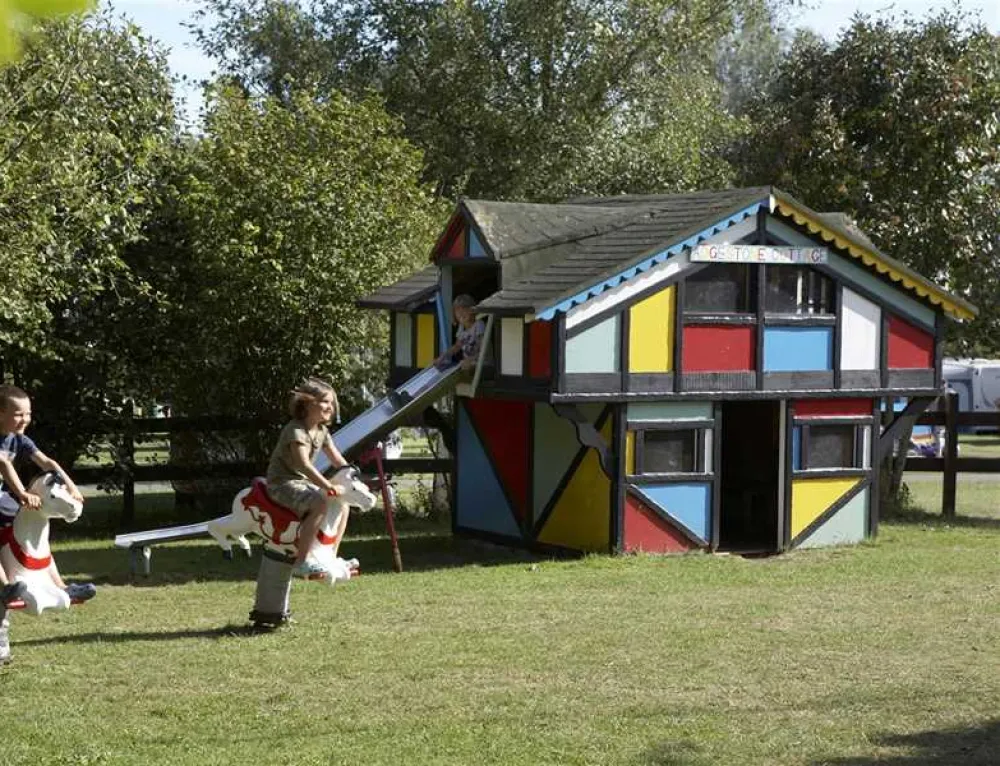 Adgestone Camping and Caravanning Club Site