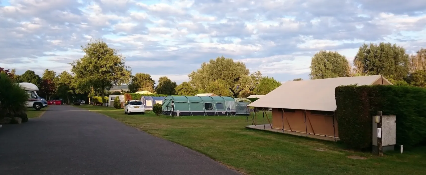 Adgestone Camping and Caravanning Club Site