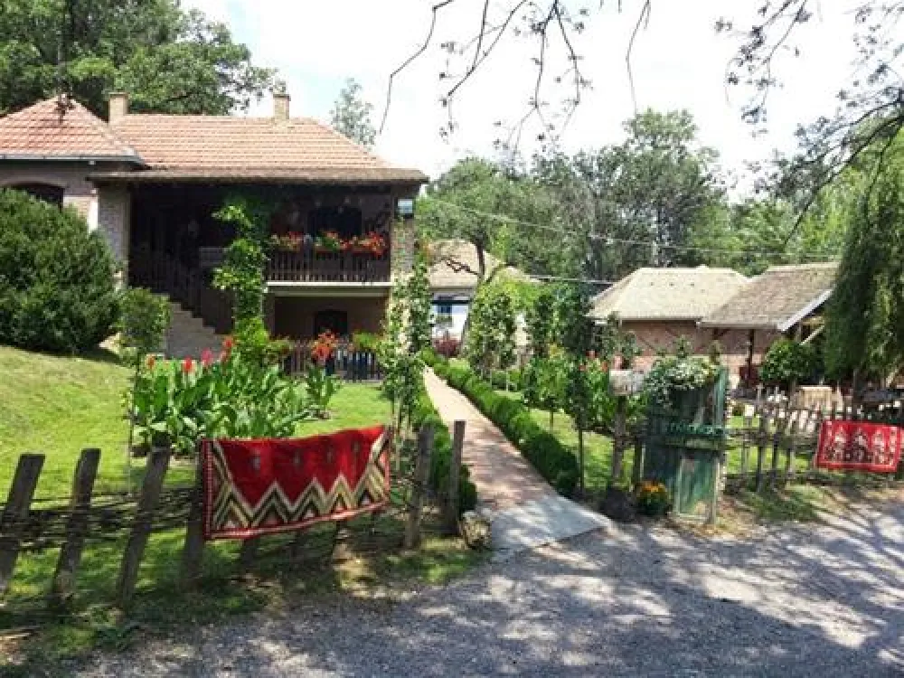 Camping Zornica House