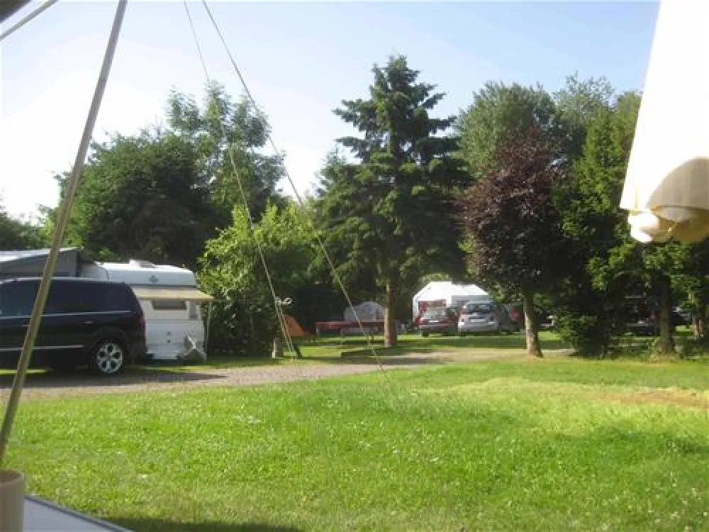 Nibelungen-Camping am Schwimmbad