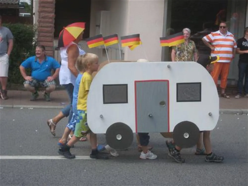 Nibelungen-Camping am Schwimmbad