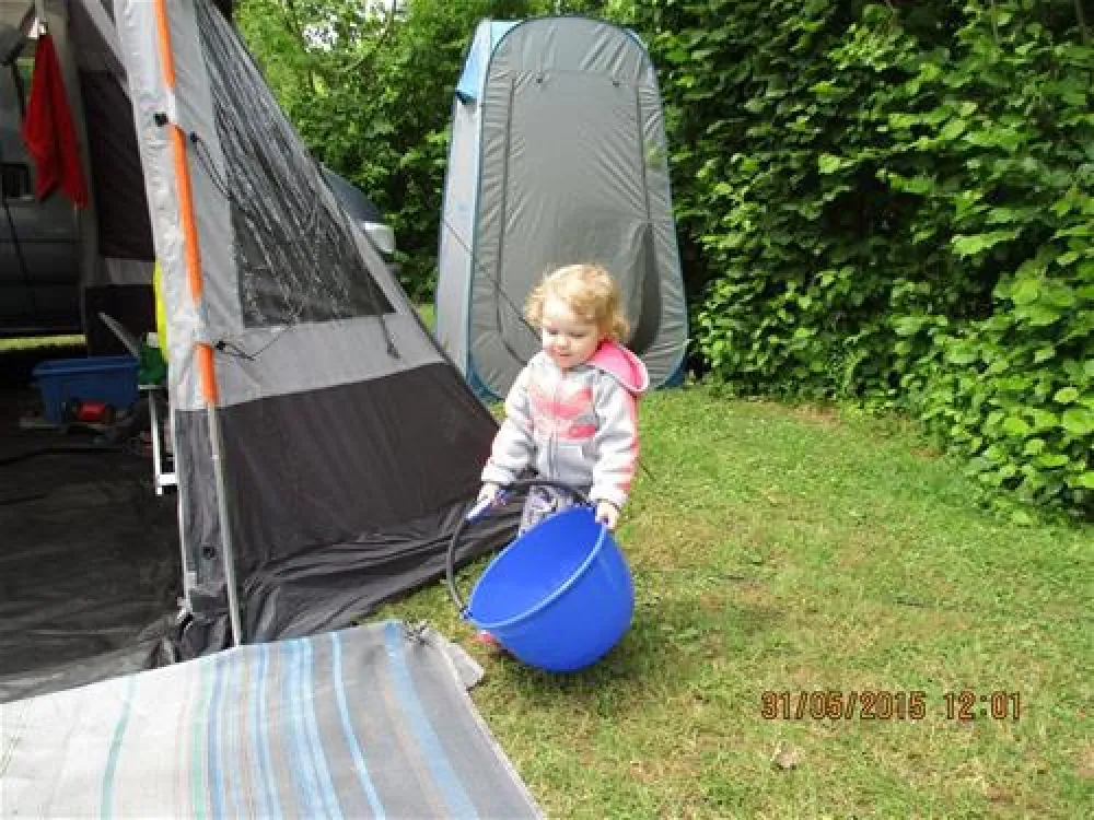 Nibelungen-Camping am Schwimmbad