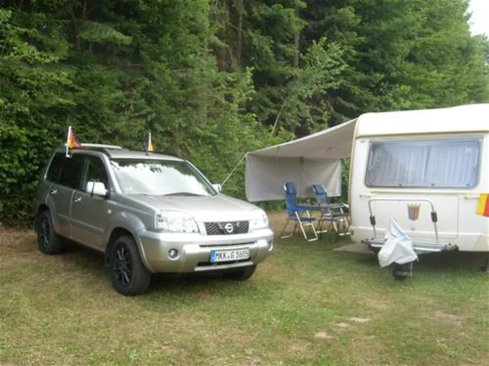 Nibelungen-Camping am Schwimmbad