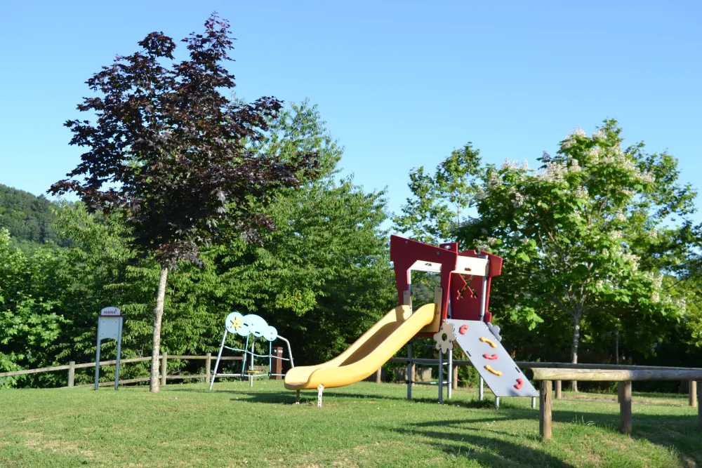 CAMPING MUNICIPAL*** LE LONGOUR