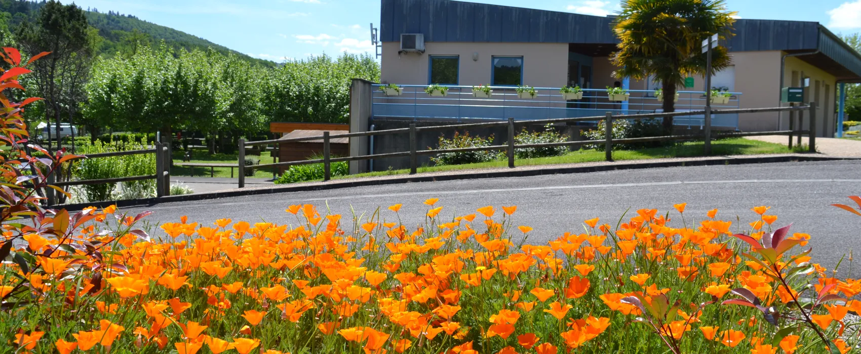 CAMPING MUNICIPAL*** LE LONGOUR