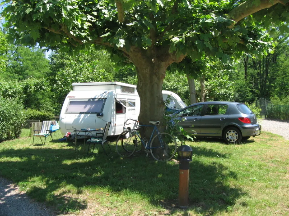 CAMPING MUNICIPAL*** LE LONGOUR