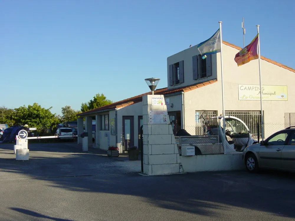 Camping Municipal De La Garenne  