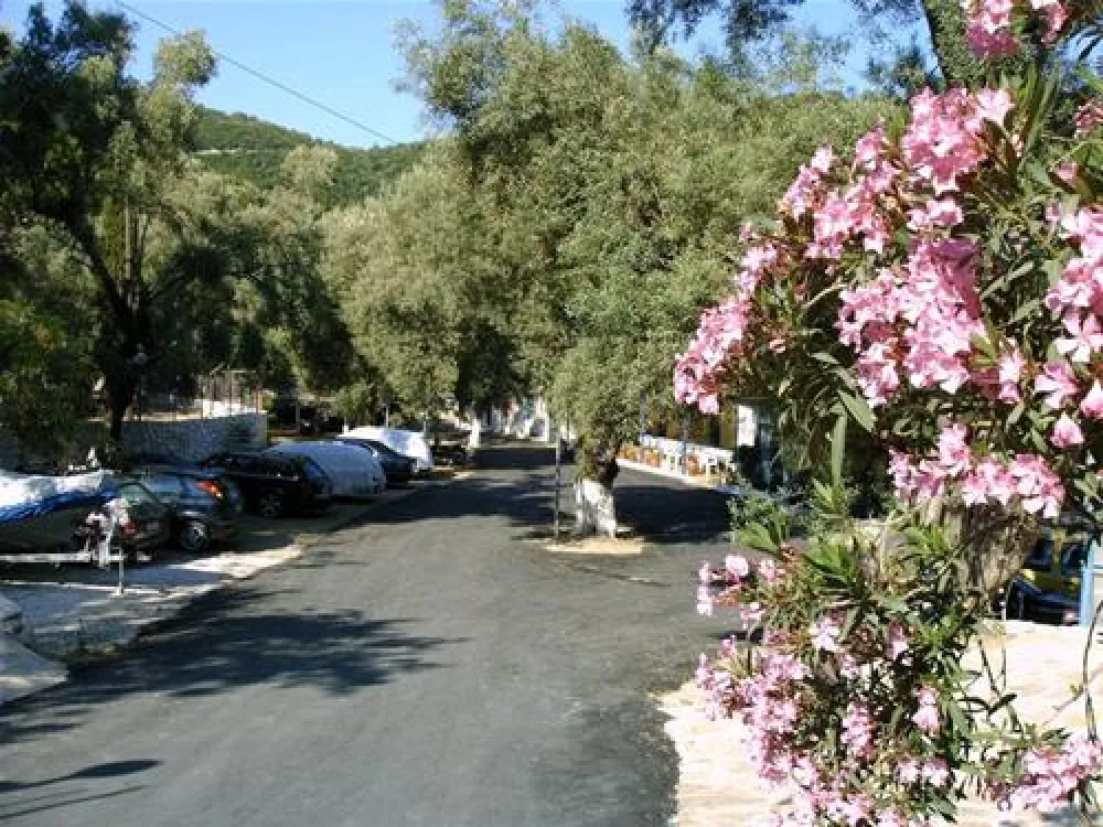 Camping Desimi Beach