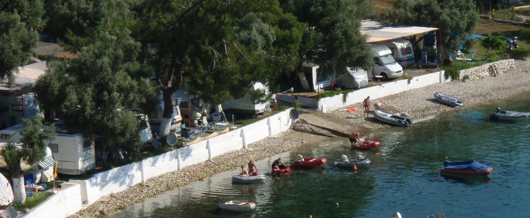 Camping Desimi Beach