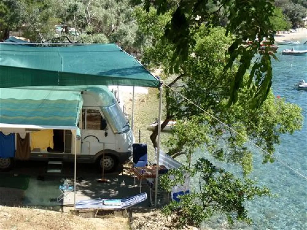 Camping Desimi Beach