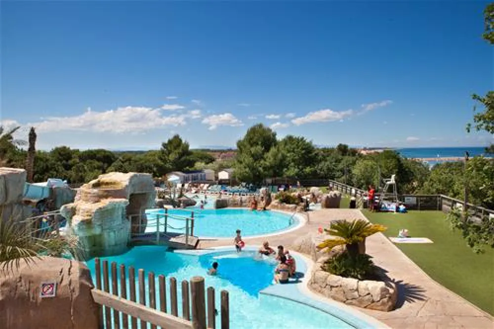 Camping Bois de Valmarie  