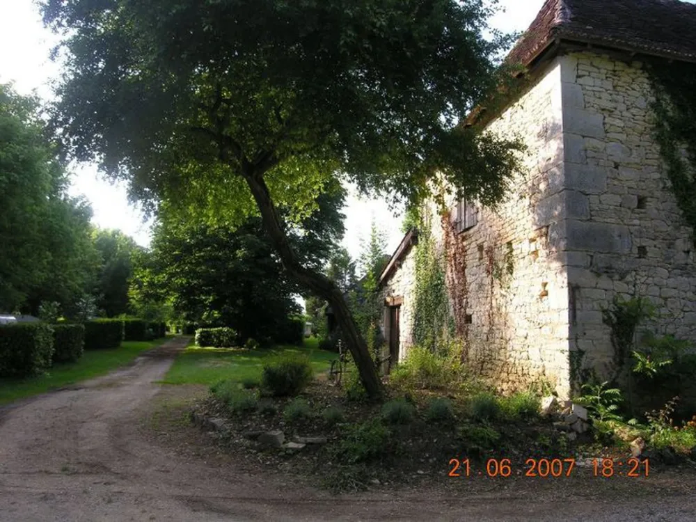 Camping Le Moulin Des Donnes