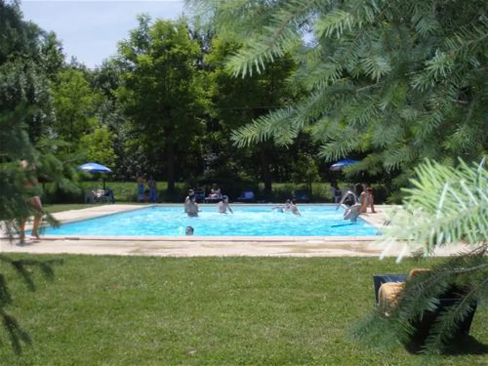 Camping Le Moulin Des Donnes