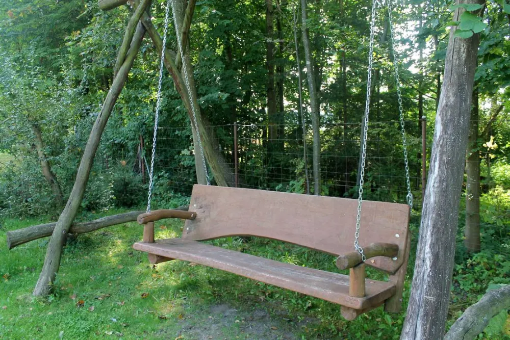 KIKITY - Camping at the lake