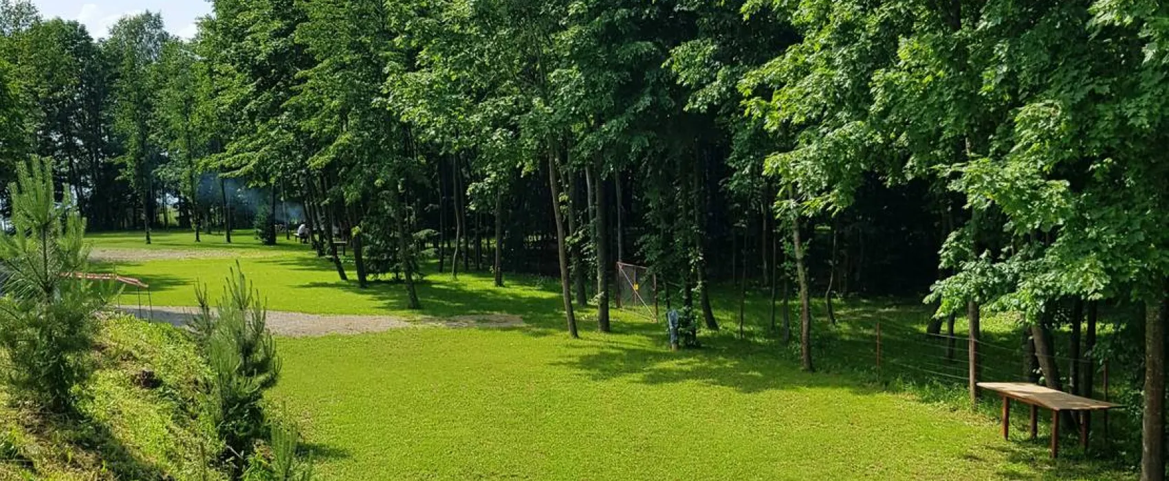 KIKITY - Camping at the lake