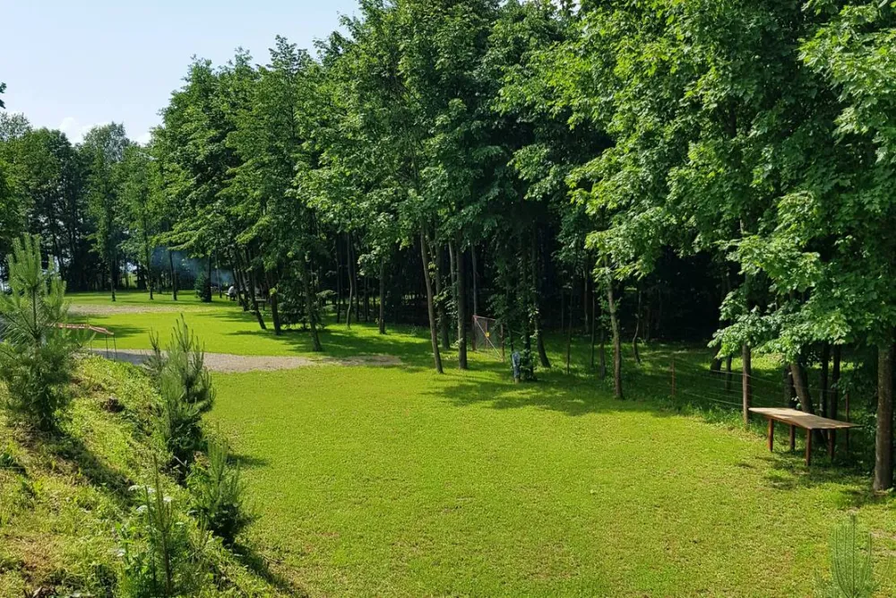 KIKITY - Camping at the lake