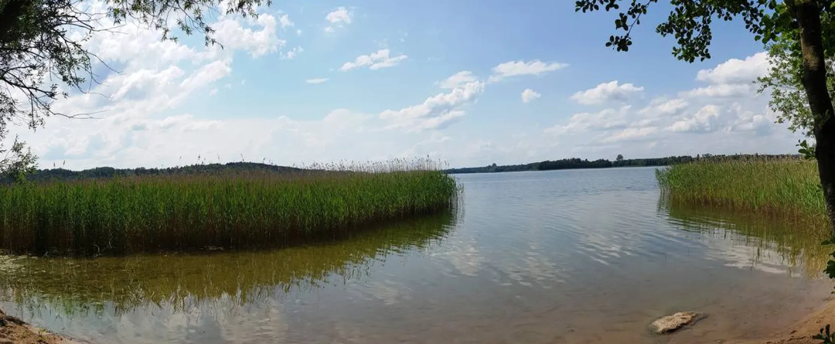 KIKITY - Camping at the lake