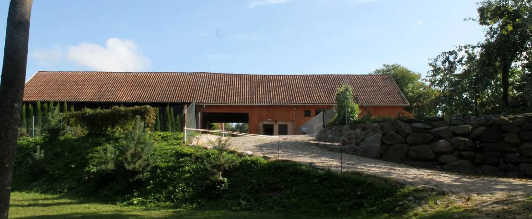 KIKITY - Camping at the lake