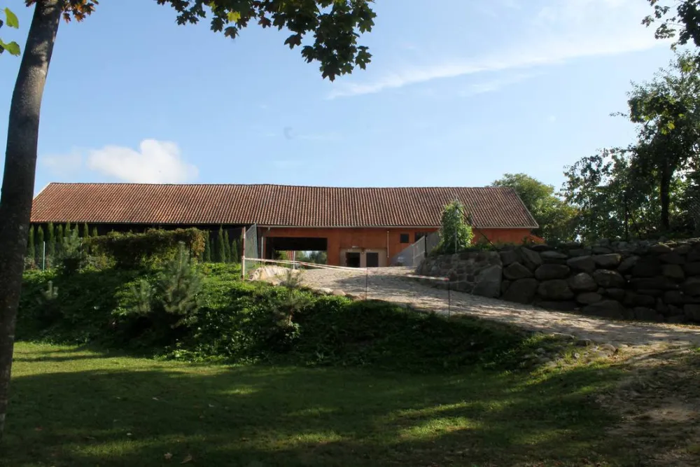 KIKITY - Camping at the lake