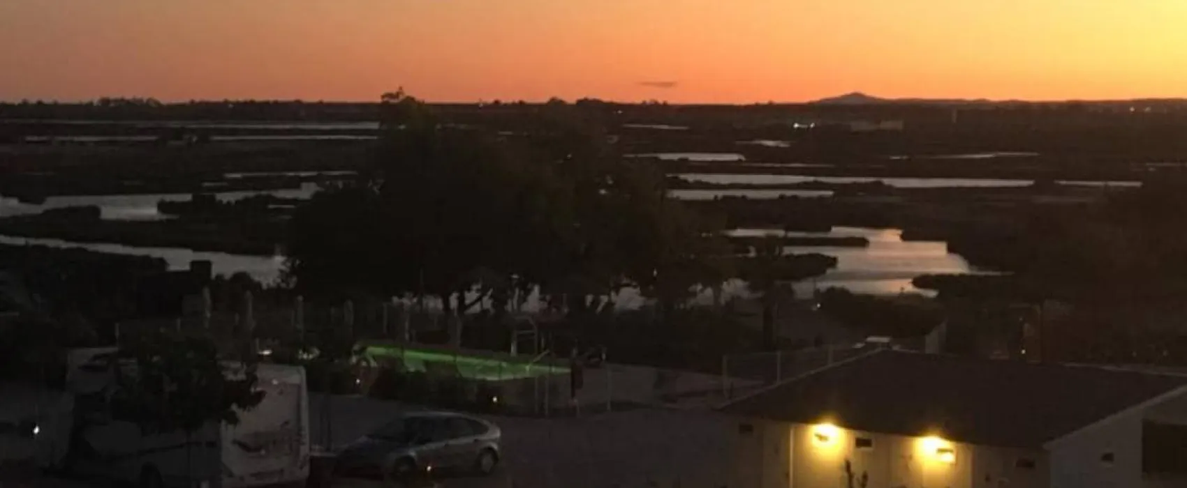 CAMPER PARK PLAYAS DE LUZ