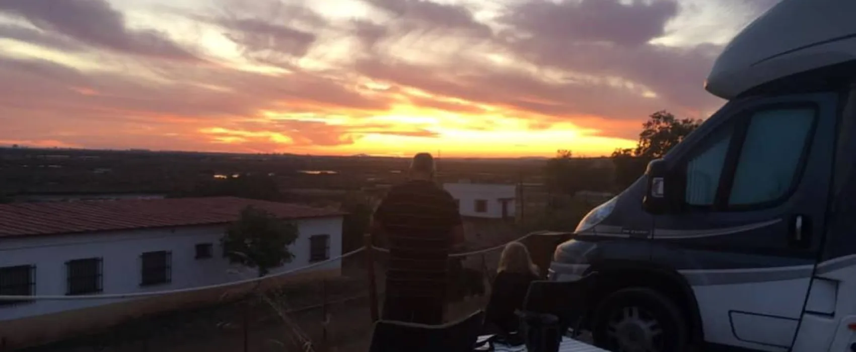 CAMPER PARK PLAYAS DE LUZ