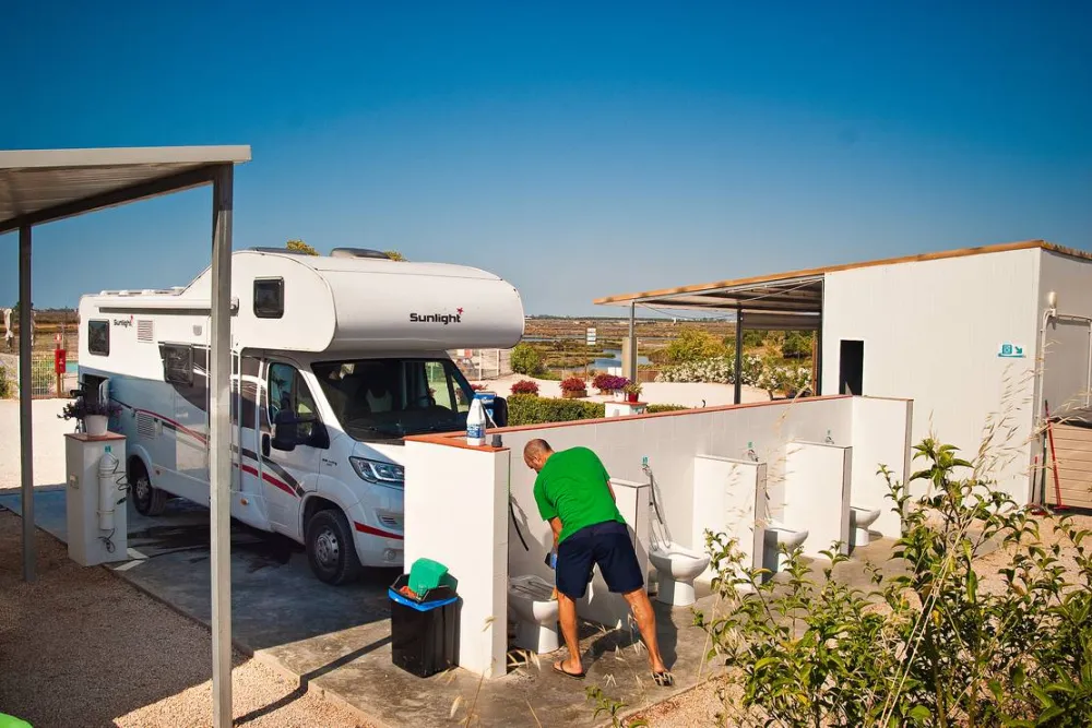 CAMPER PARK PLAYAS DE LUZ