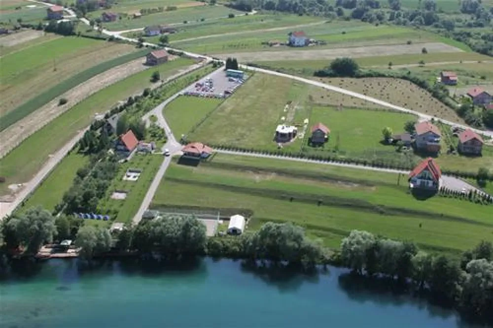 Kamp Una RC Kiro Rafting