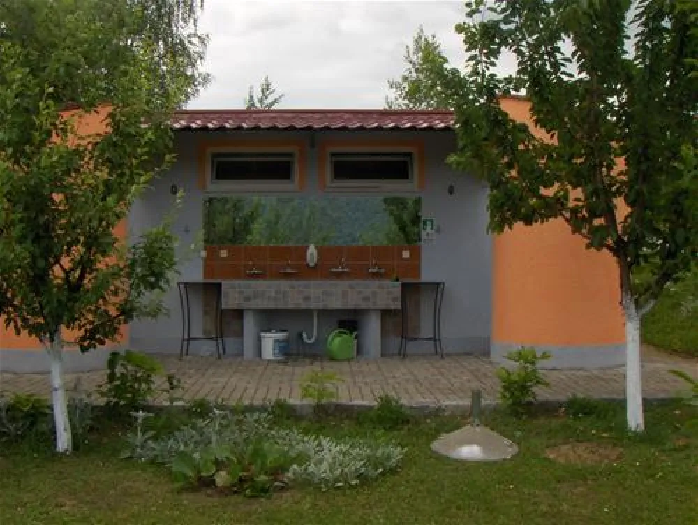 Kamp Una RC Kiro Rafting