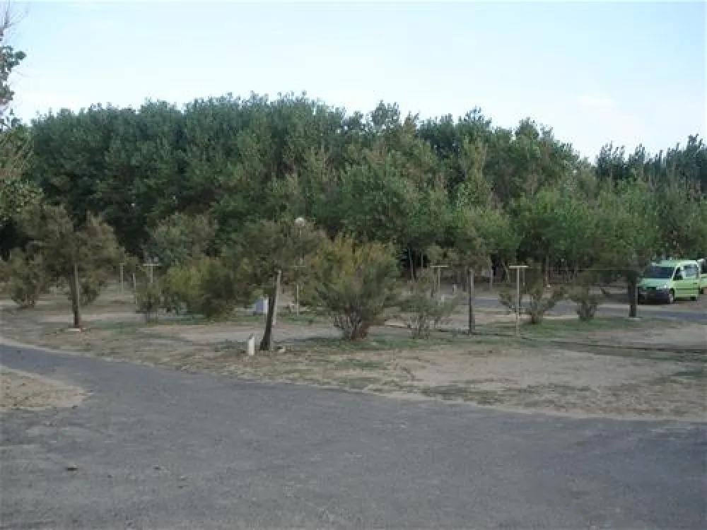 Terrain De Camping Naturiste Le Clos De Ferrand