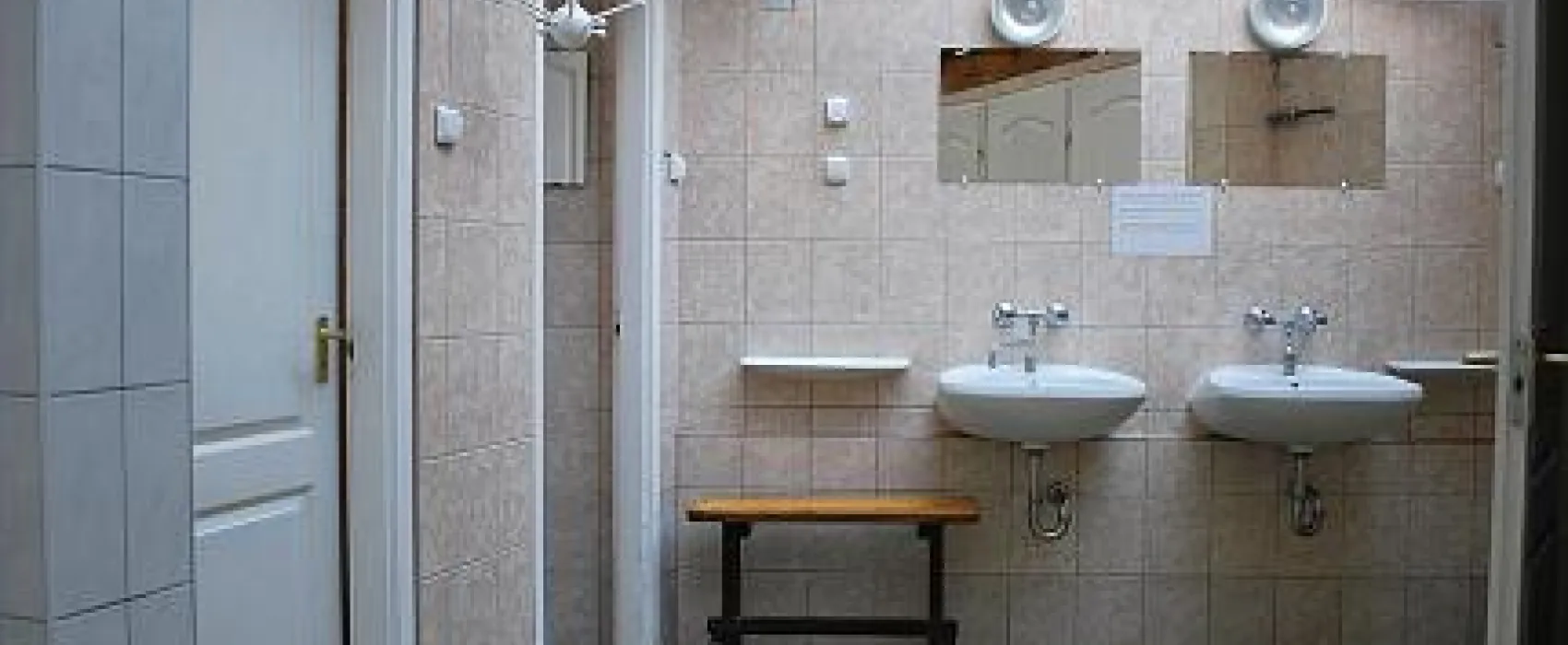 Zugligeti 'Niche' Camping