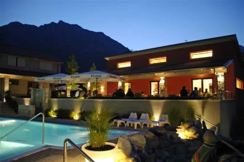 Camping Vantone Pineta