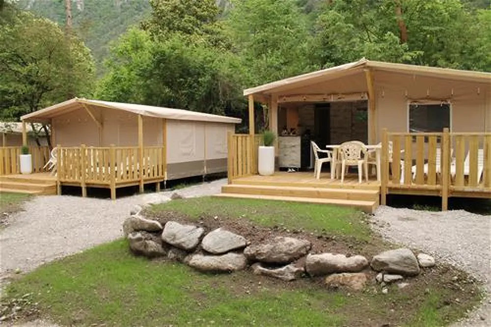 Camping Vantone Pineta