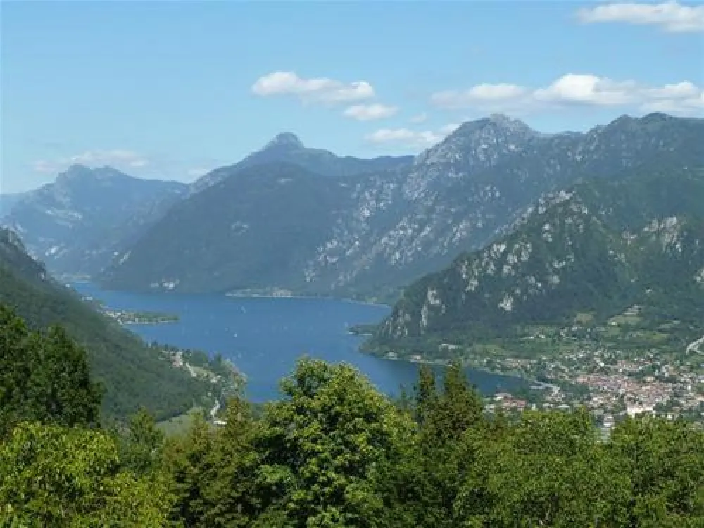 Camping Vantone Pineta