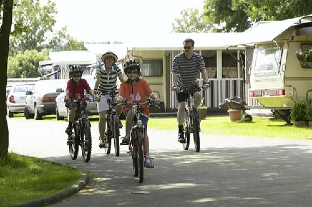 Feriencamp Biggesee-Vier Jahreszeiten