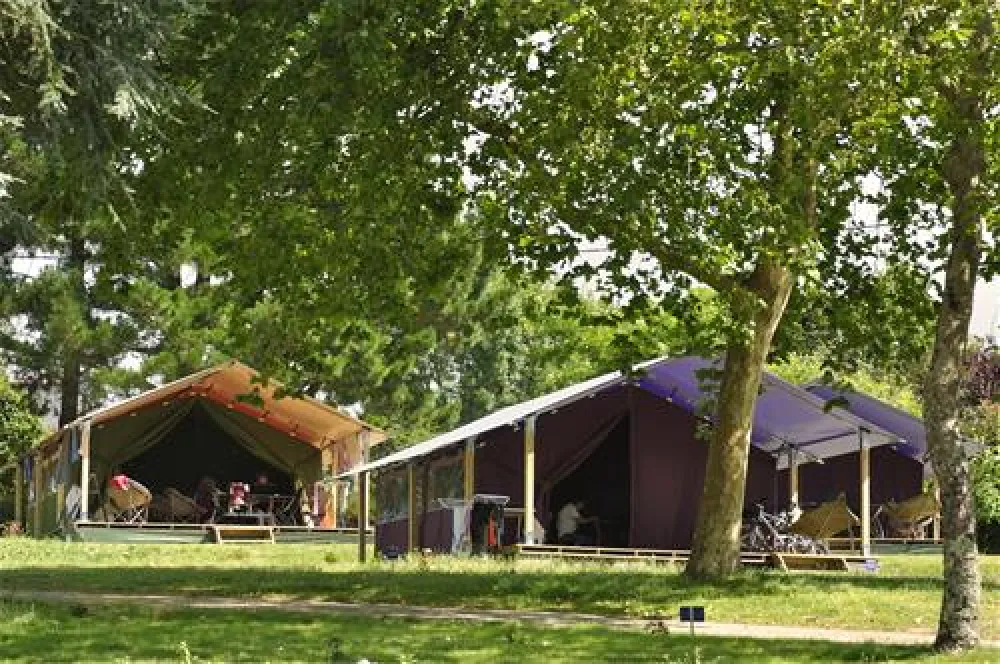 Flower Camping de Conleau